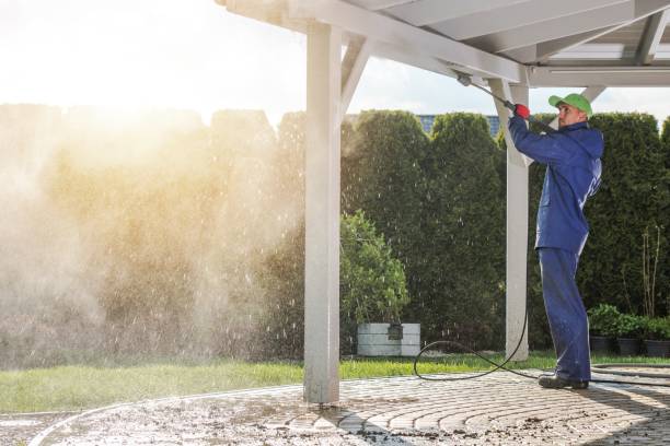 Spring Cleaning in Wallingford Center, CT
